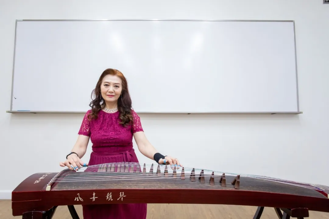 เปิดรับสมัครคอร์สเรียนกู่เจิงโดยครูหลี่หยาง